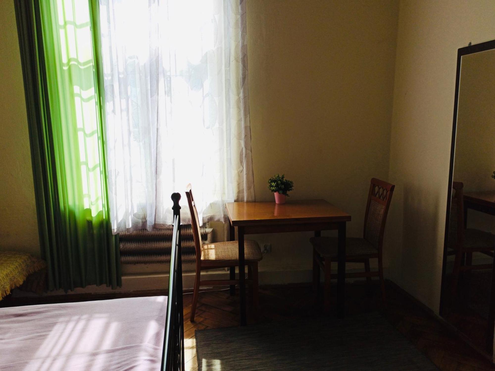 Willa Retro Hostel كراكوفيا الغرفة الصورة